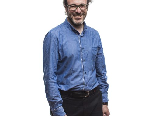 Ricard Oliver, cors i assignatures optatives